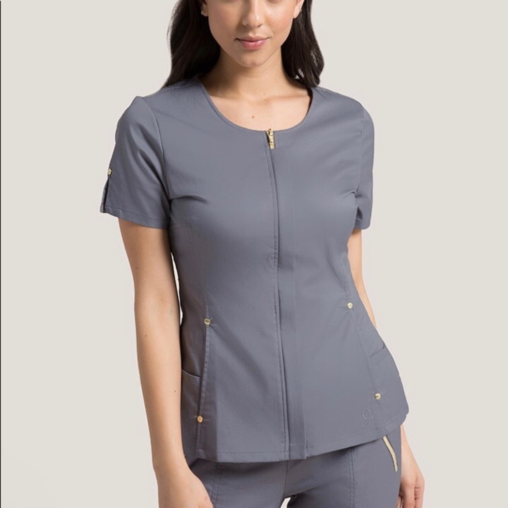 Brand New Jaanuu Scrub Top